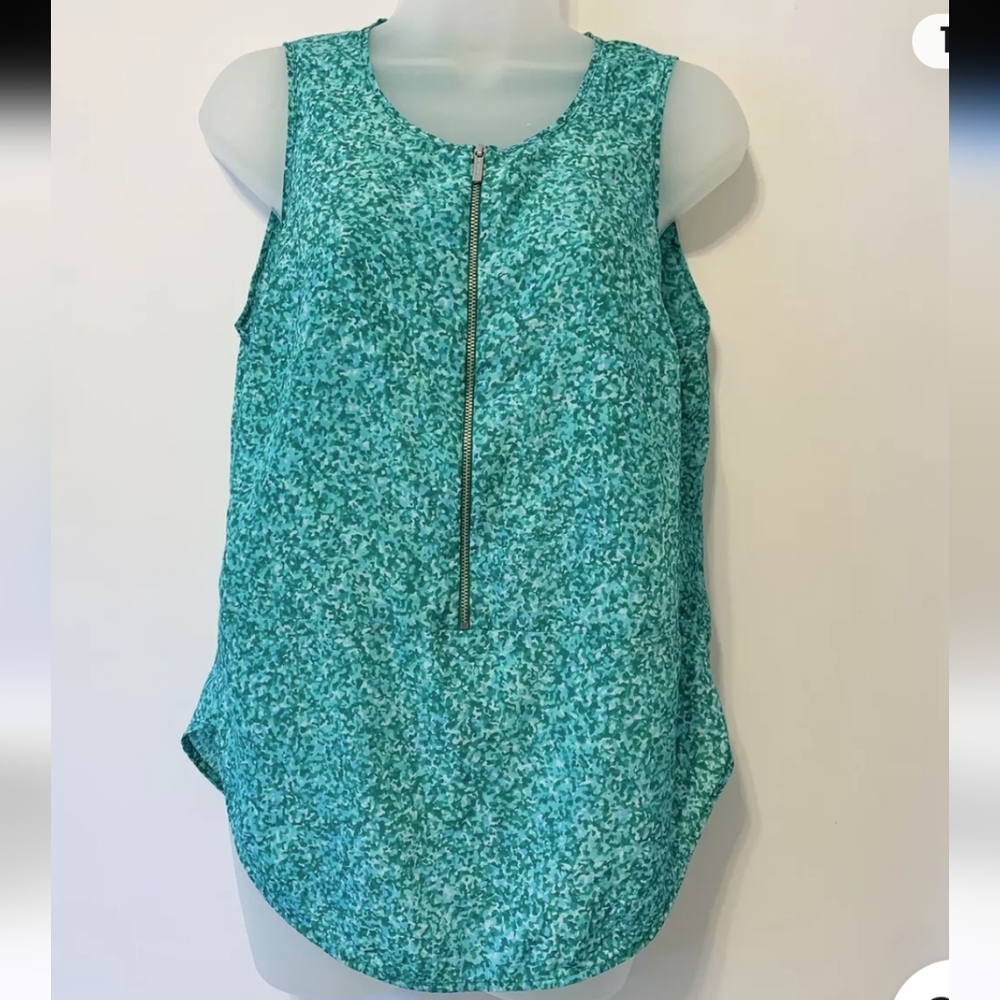 Women's Michael Kors Green Printed Sleeveless Blouse, Size Medium